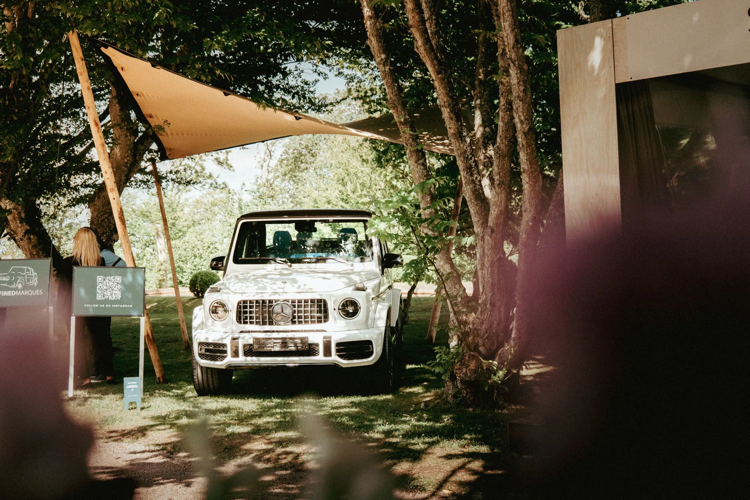 Custom stretchtent shade solution for your car
