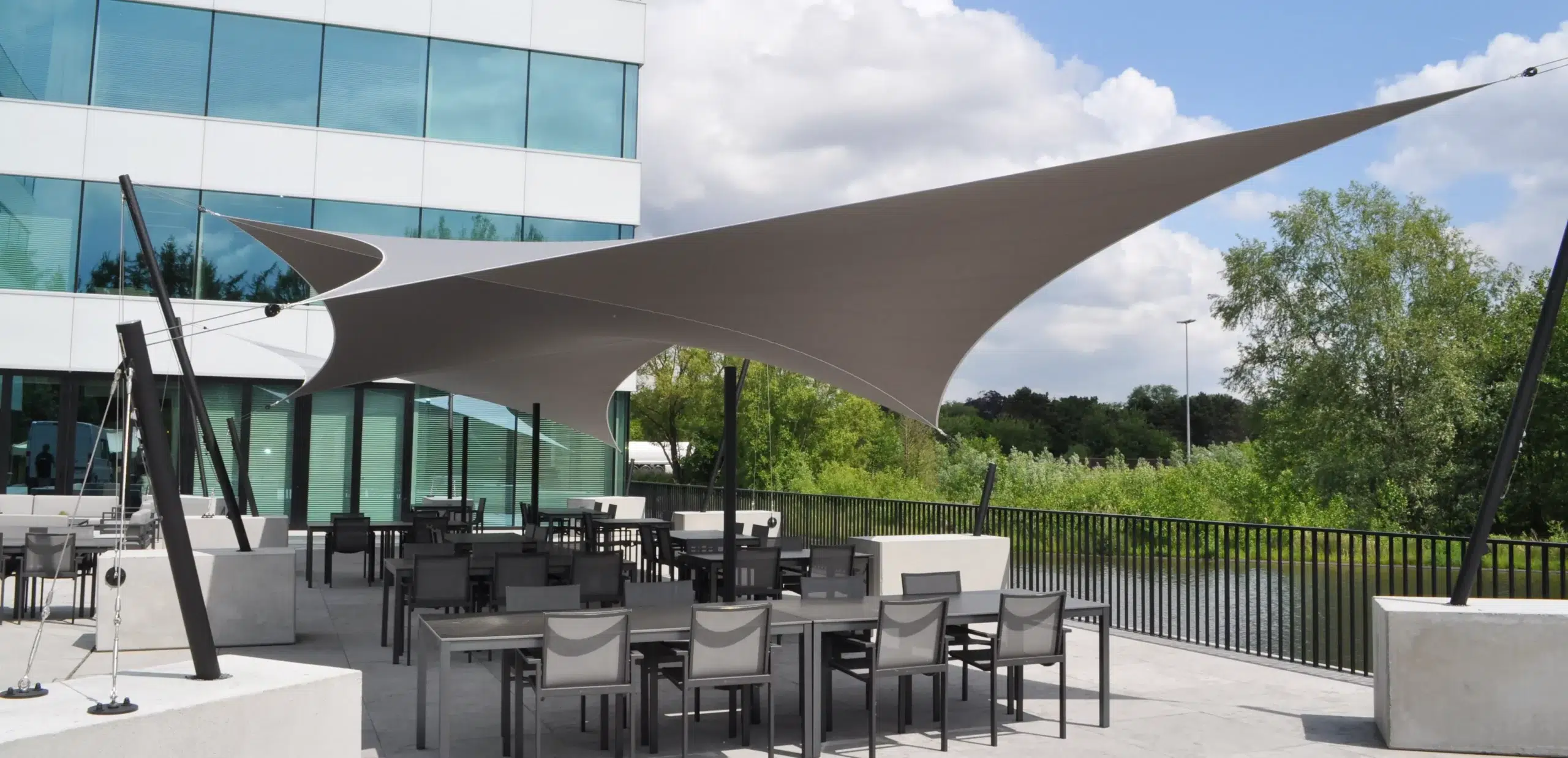 custom shade solutions qtents hospitality outdoor area