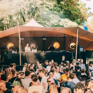 Qtents Stretch Tent stage Outdoor event with DJ